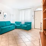 Lägenhet Pines House - Host Solution *