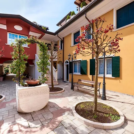 Pines House - Host Solution * Lido di Jesolo