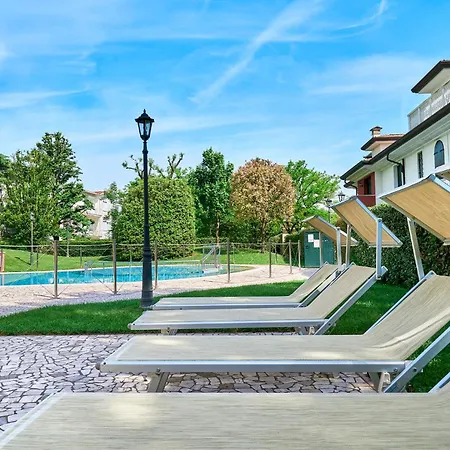 Pines House - Host Solution *