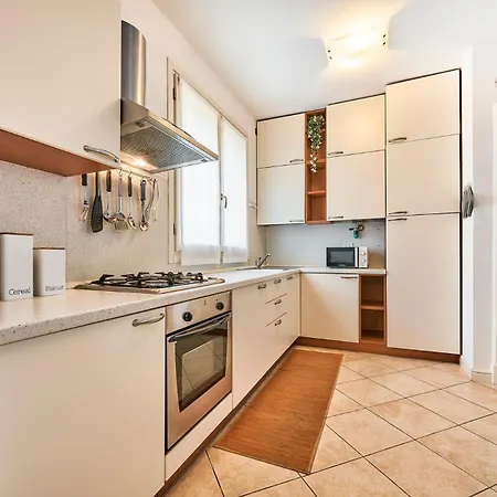 Pines House - Host Solution *