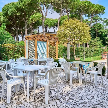 Pines House - Host Solution